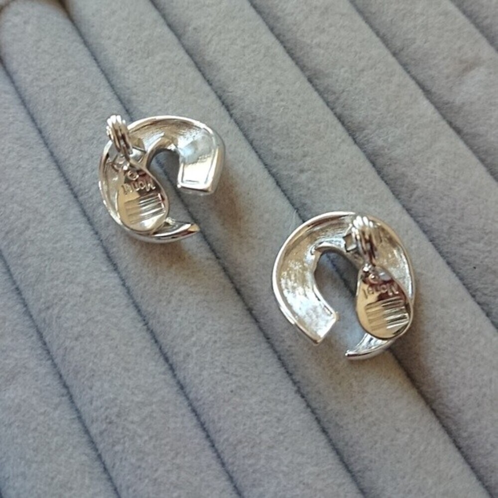 Monet chunky silver tone hoops clip on earrings - Picture 2 of 6